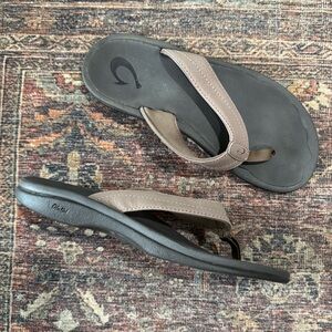 Olukai Ohana Taupe Sandals Flip Flops 7